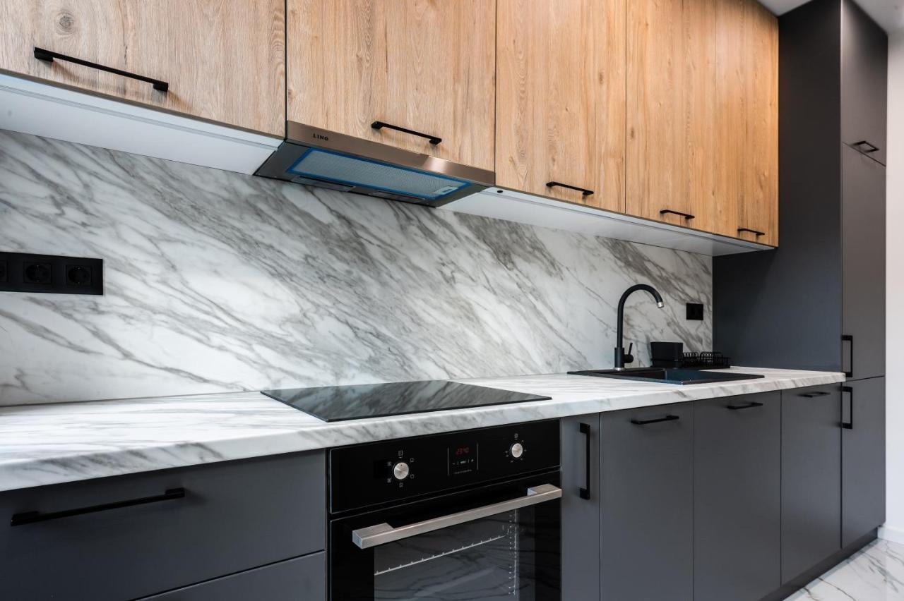 Marble Essence 2bd Retreat In Centre By Flat Mаnager Apartemen *
